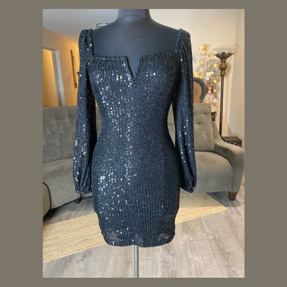 Guess Black Sequin Bodycon Mini Dress XS | Long Sleeve Notch Neck Party